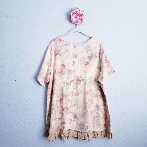 Logo Lounge Neutral Abtract Ruffle Pocket Top - Picture 6 of 7